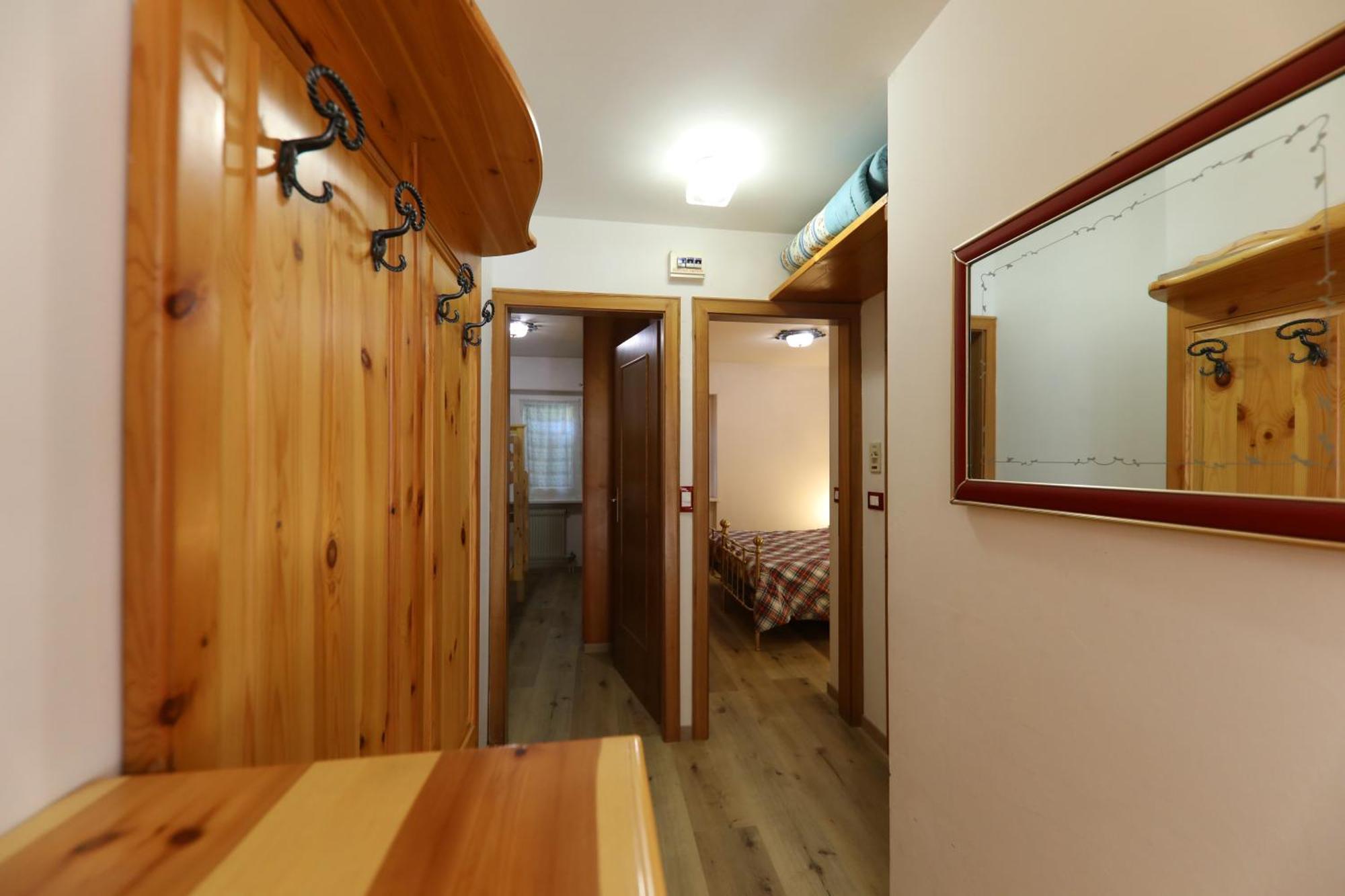 Casa A Pie Di Pista Lägenhet Tesero Exteriör bild